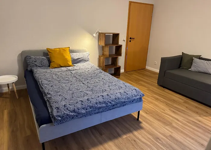 Sonniges Garten-Apartment In Ruhiger Parklage