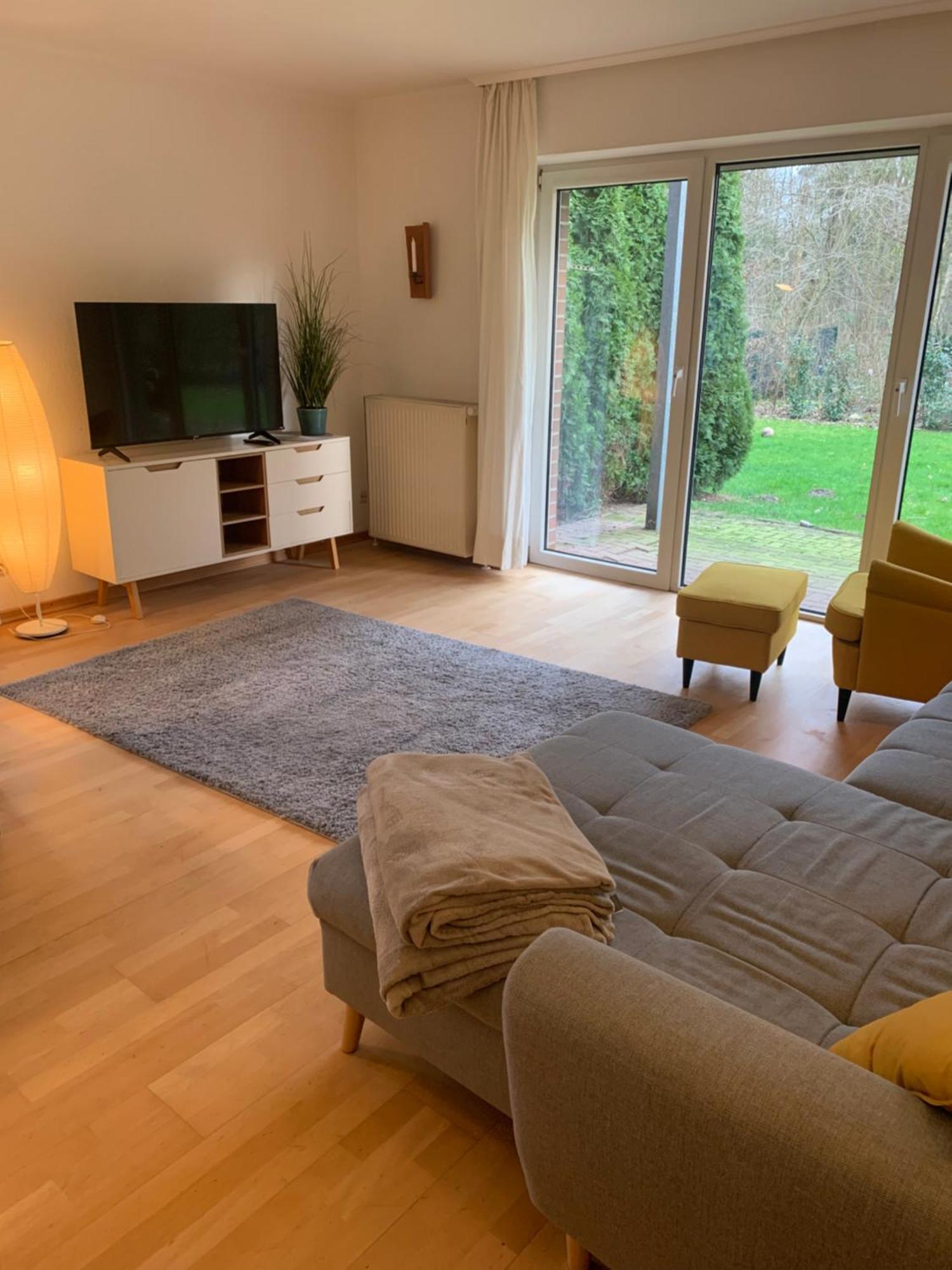 Sonniges Garten-apartment In Ruhiger Parklage *